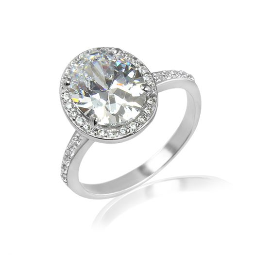 Серебряное кольцо с крупным камнем Лорель