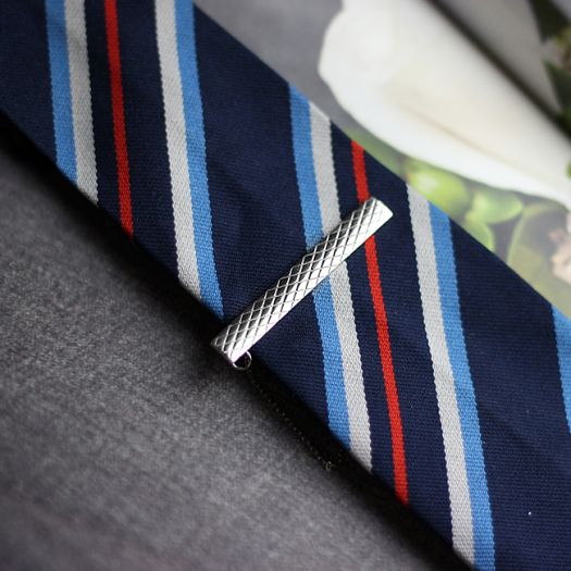 Срібний затискач для краватки Банкір